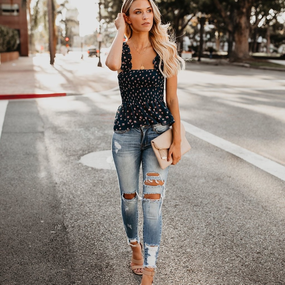 VICI - Lisette Floral Smocked Tank - Navy